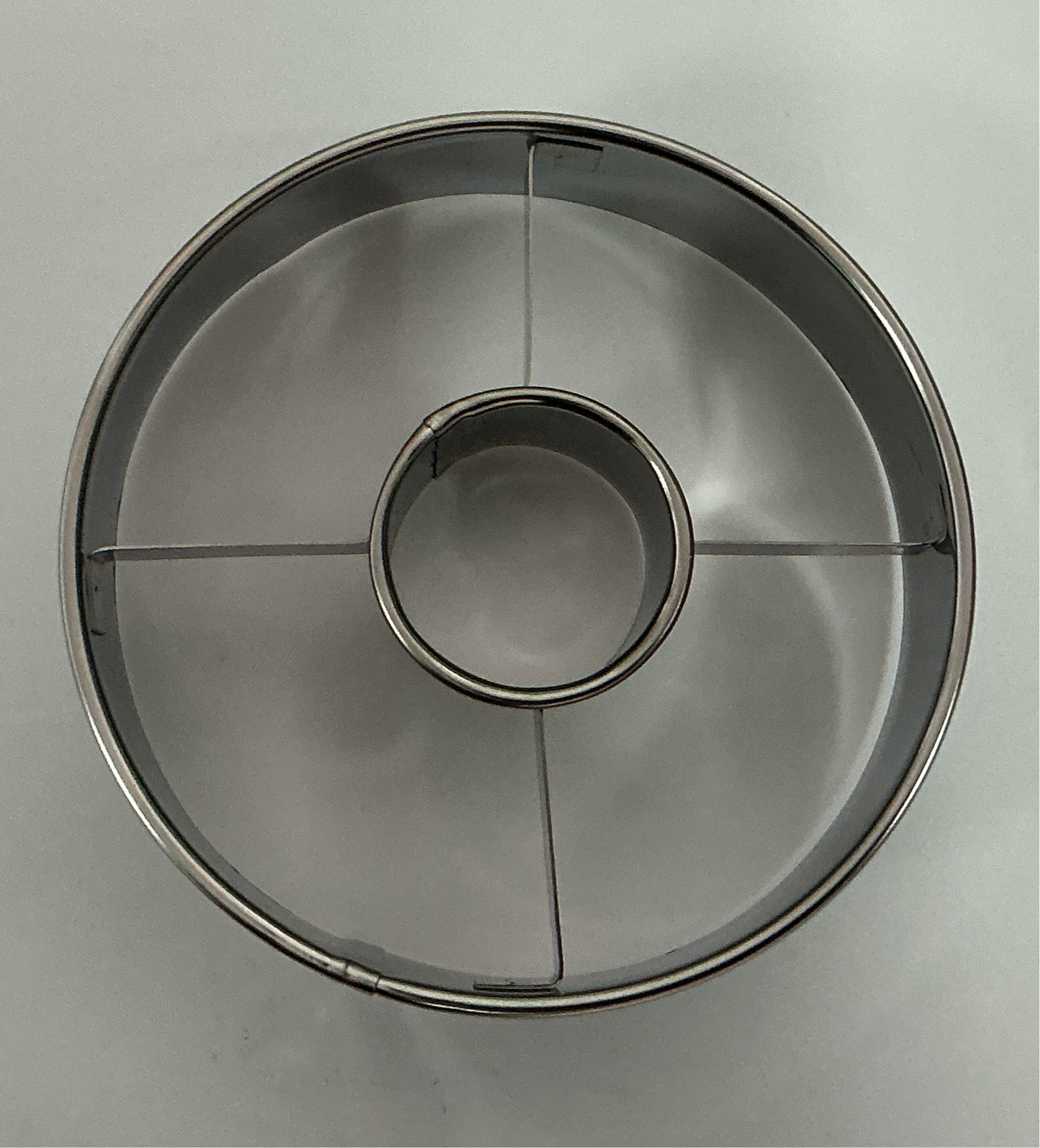 Donut cutter
