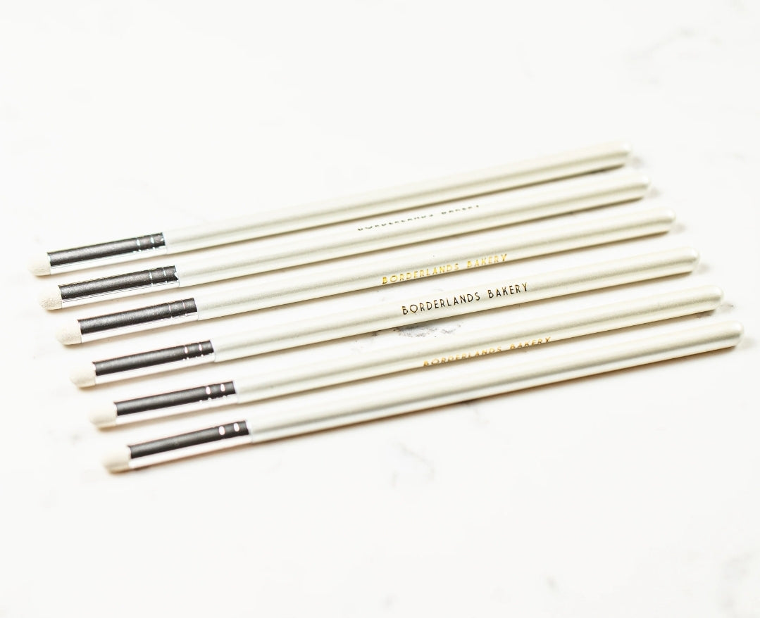 Boarderlands Bakery Dot Brush