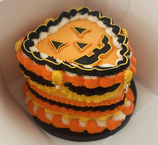 Stacy's Cakes Halloween Cake Class